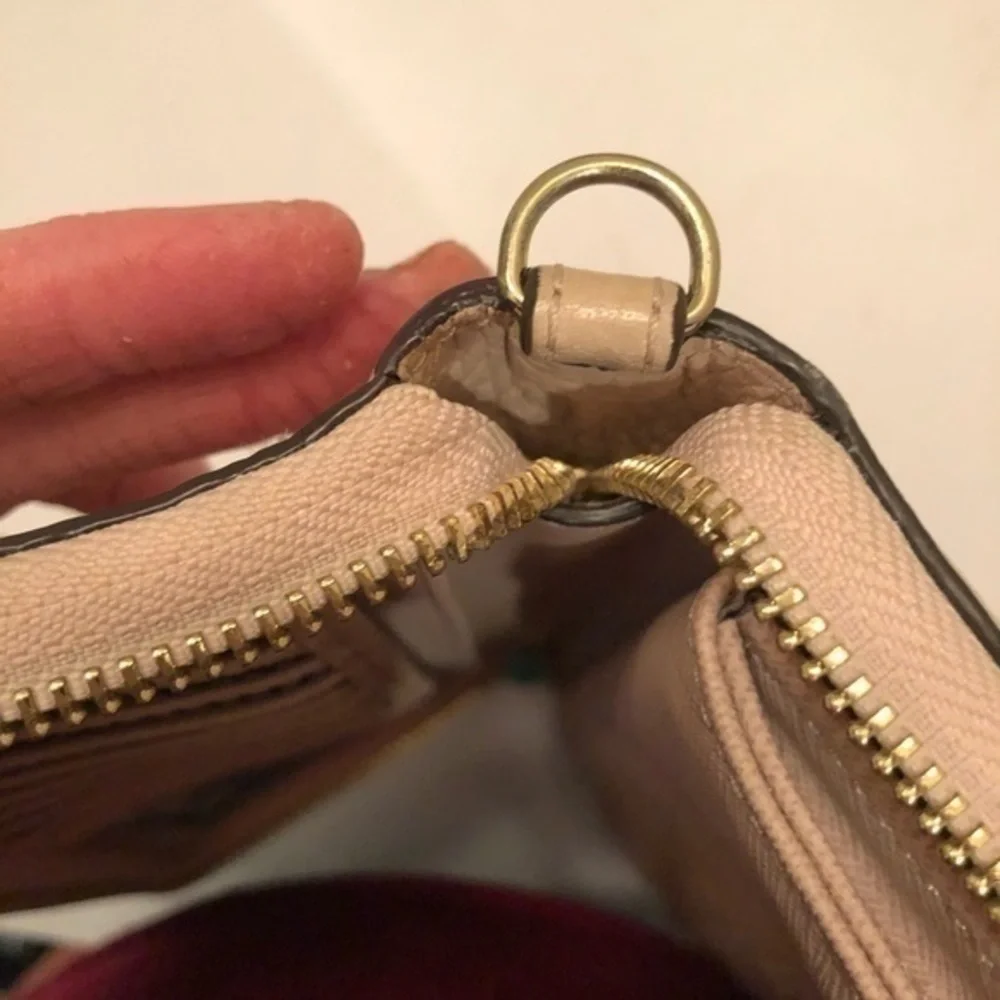 Michael kors leather wallet clutch light pink